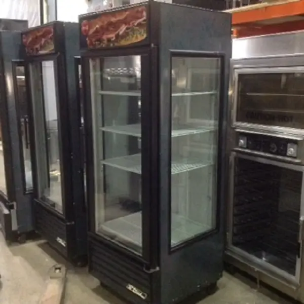 Réfrigérateur 1 porte vitrée True - Bouchard Equipement de Restaurant