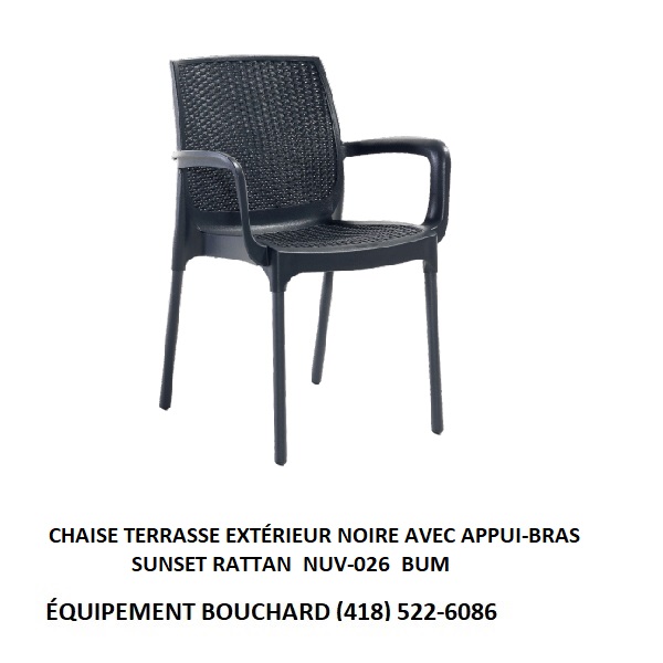 Chaise extérieur noire avec appui-bras solide durable empilable Sunset Rattan Bum